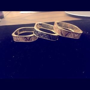 😍There snake print bangles 😍🐍